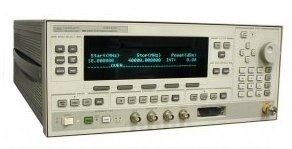 Použitý syntetizovaný generátor Agilent 83630B